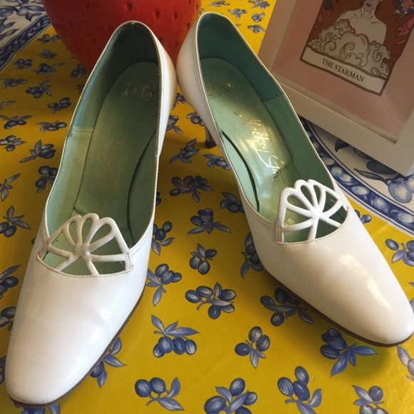 Vintage Shoes - Little Vintage Heels